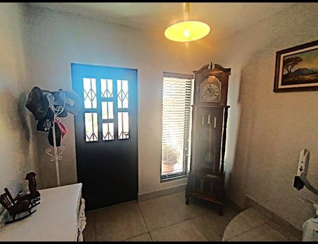3 BEDROOM HOUSE FOR SALE IN ISLAND VIEW